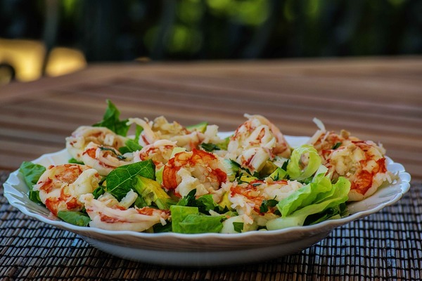 Овочевий салат з морепродуктами