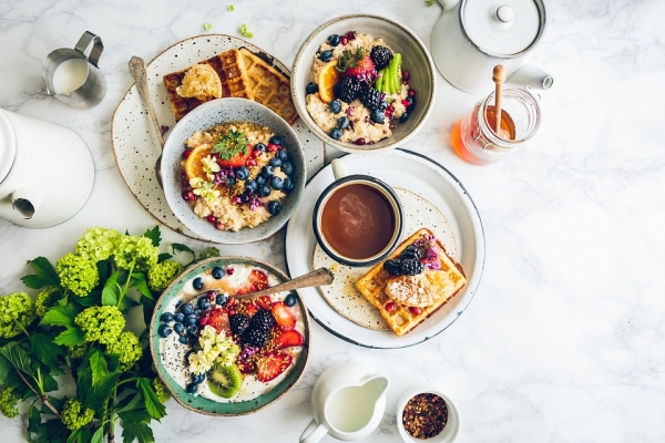 Как приготовить идеальный завтрак – оригинальные и быстрые рецепты