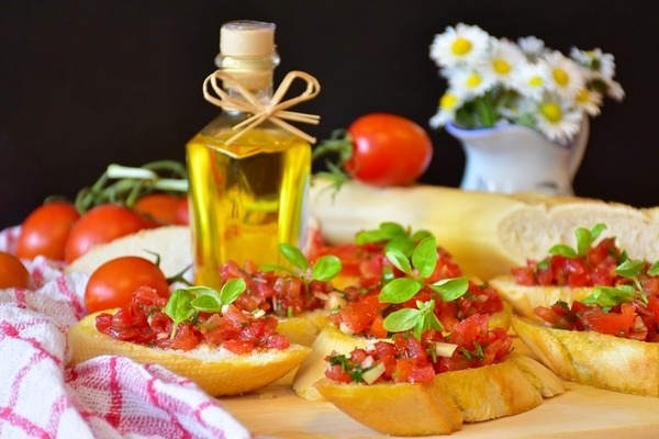 Готовим итальянские брускетты – 5 оригинальных рецептов
