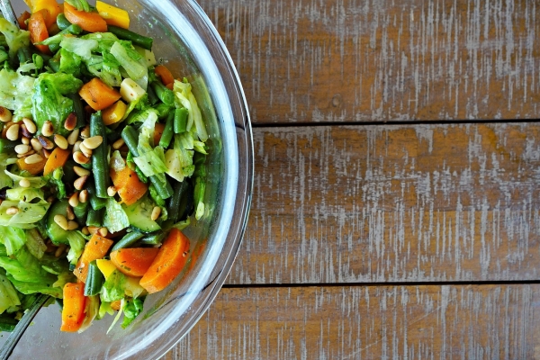 10 вкусных диетических салатов
