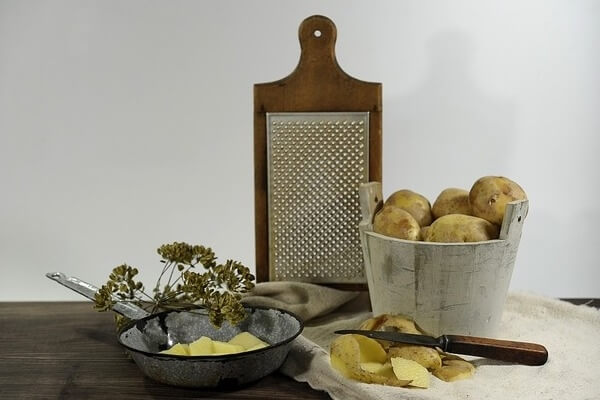 З чим та як приготувати картопляні зрази — найкращі ідеї для начинки
