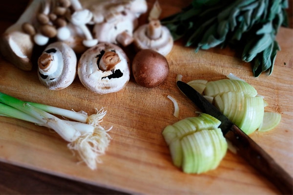 Классический рецепт грибов в сметане, пошаговый рецепт на ккал, фото, ингредиенты - Алина