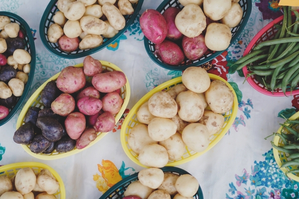 Просто, смачно, поживно — три способи приготувати картопляний салат