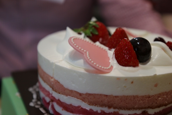 Готовим клубнично-фисташковый торт “Фрезье” — секреты и рецепт